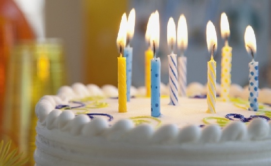 Muğla Çilekli yaş pasta yaş pasta doğum günü pastası satışı
